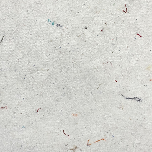 DenimX TOPAZ White (S803-TOP) is een circulair bio-laminaat, gemaakt van gerecycled katoen gecombineerd met bio-plastic binder. Afmeting: 3050X1300X1MM